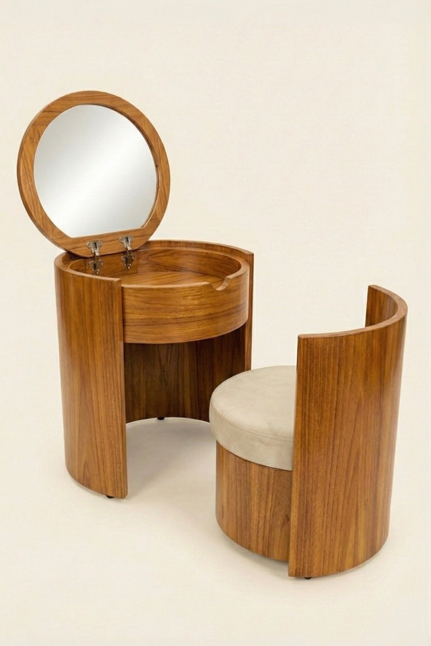 Alma Vanity Set